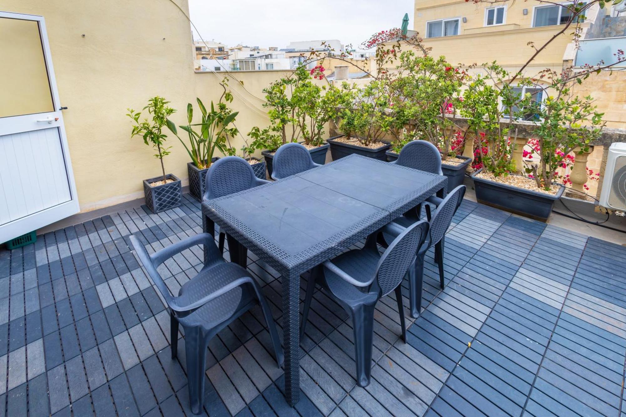 Quiet Ensuite Budget Twin Room Sliema Exterior foto